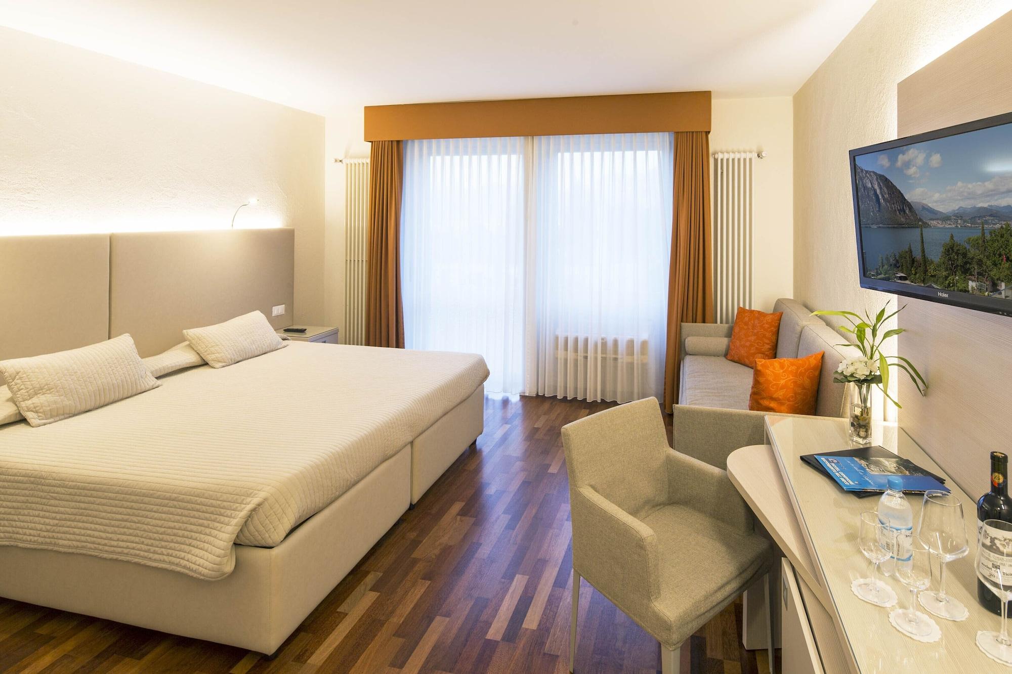 Hotel Campione 비소네 외부 사진