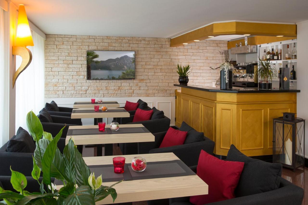 Hotel Campione 비소네 외부 사진